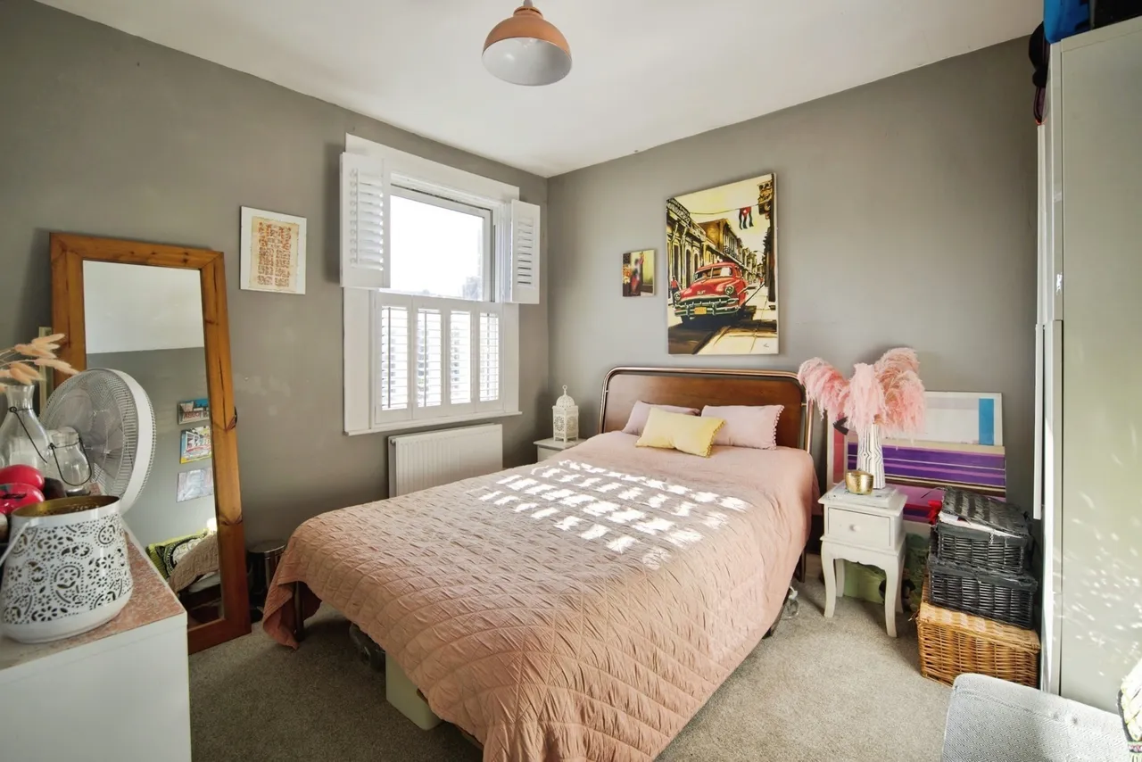 Jedburgh Road, Plaistow, London, E13, photo 4