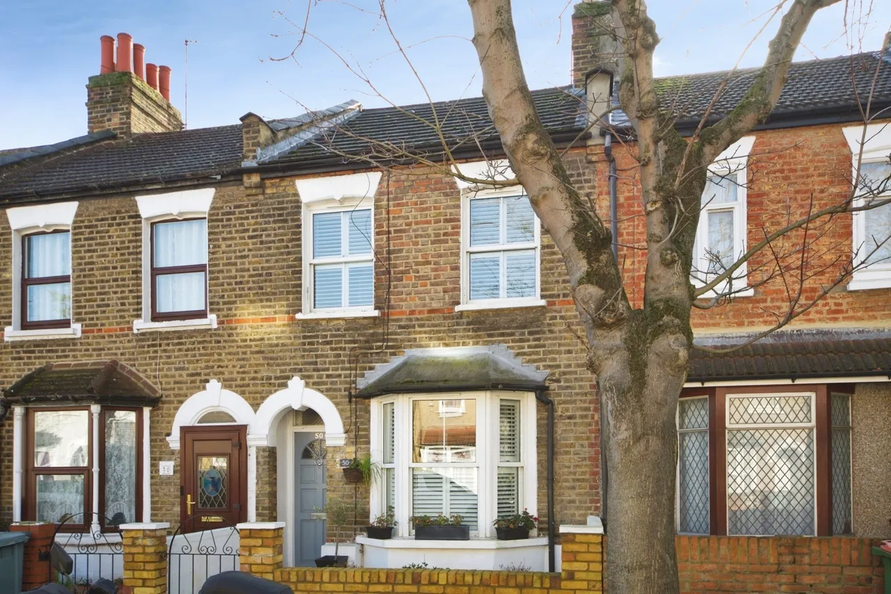 Jedburgh Road, Plaistow, London, E13, photo 17