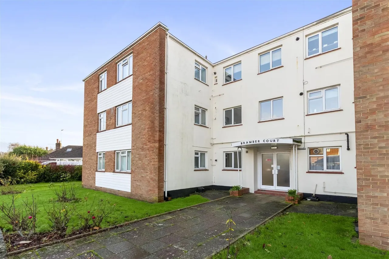Bruce Avenue, Worthing, photo 19
