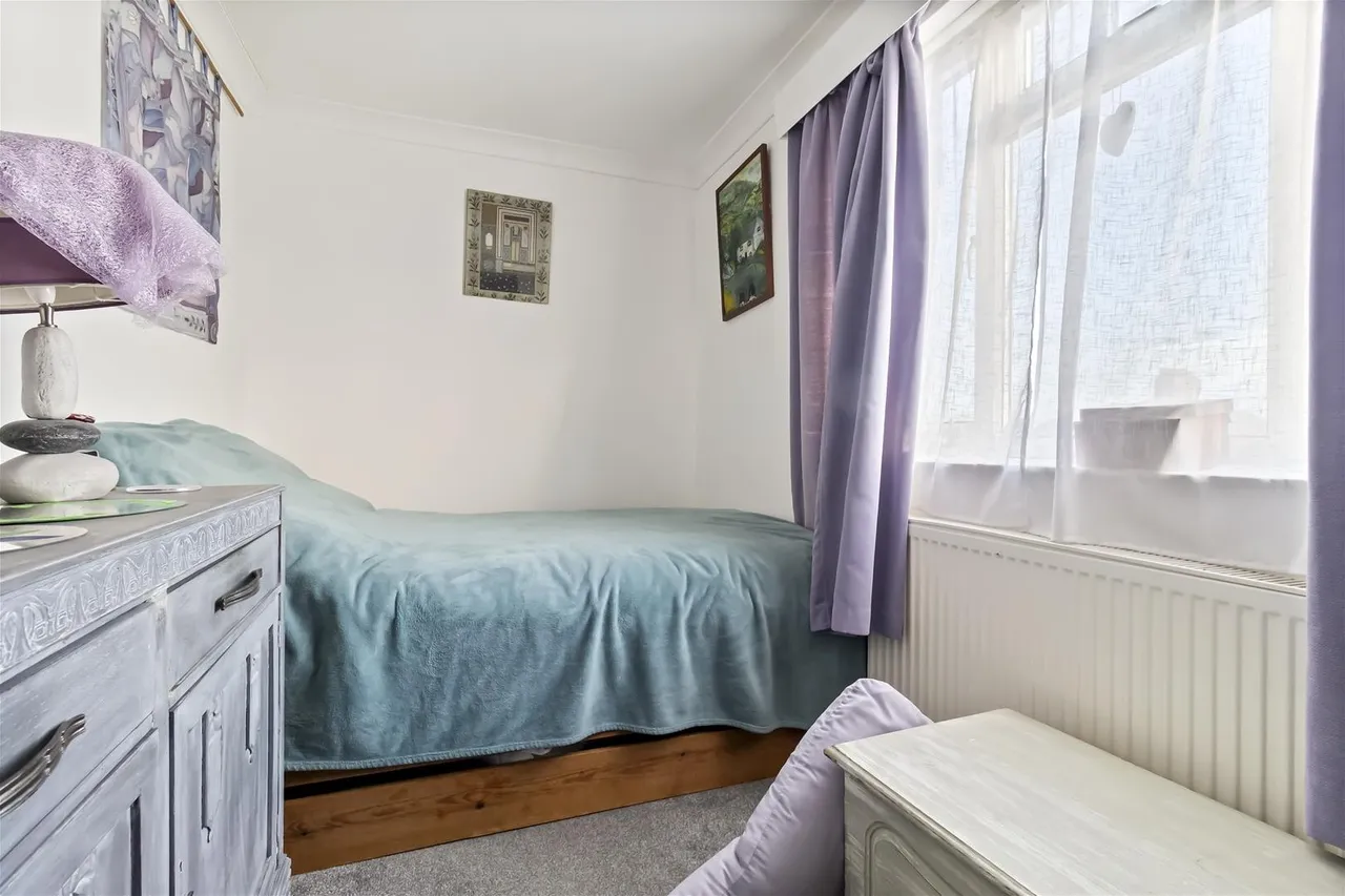 Bruce Avenue, Worthing, photo 16