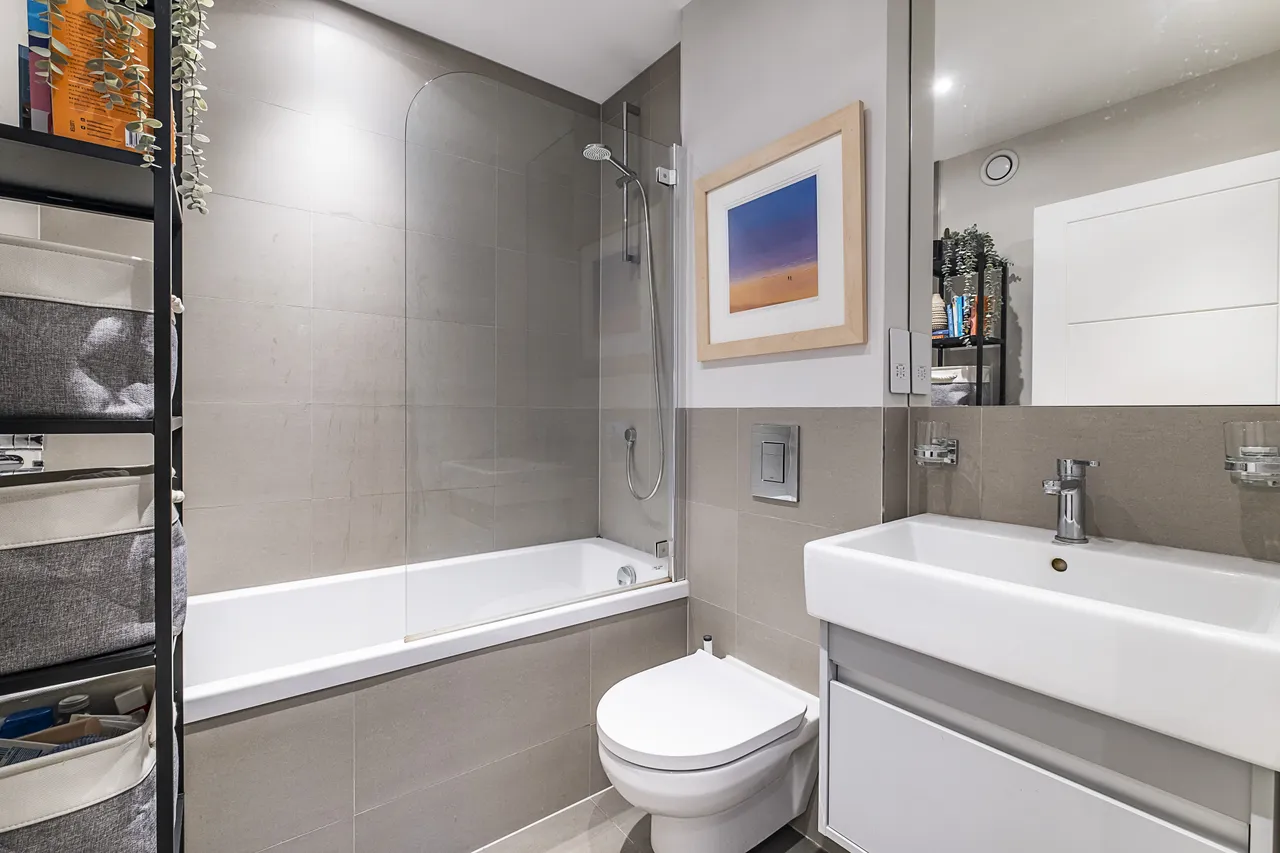 Aboyne Road, London, SW17, photo 8