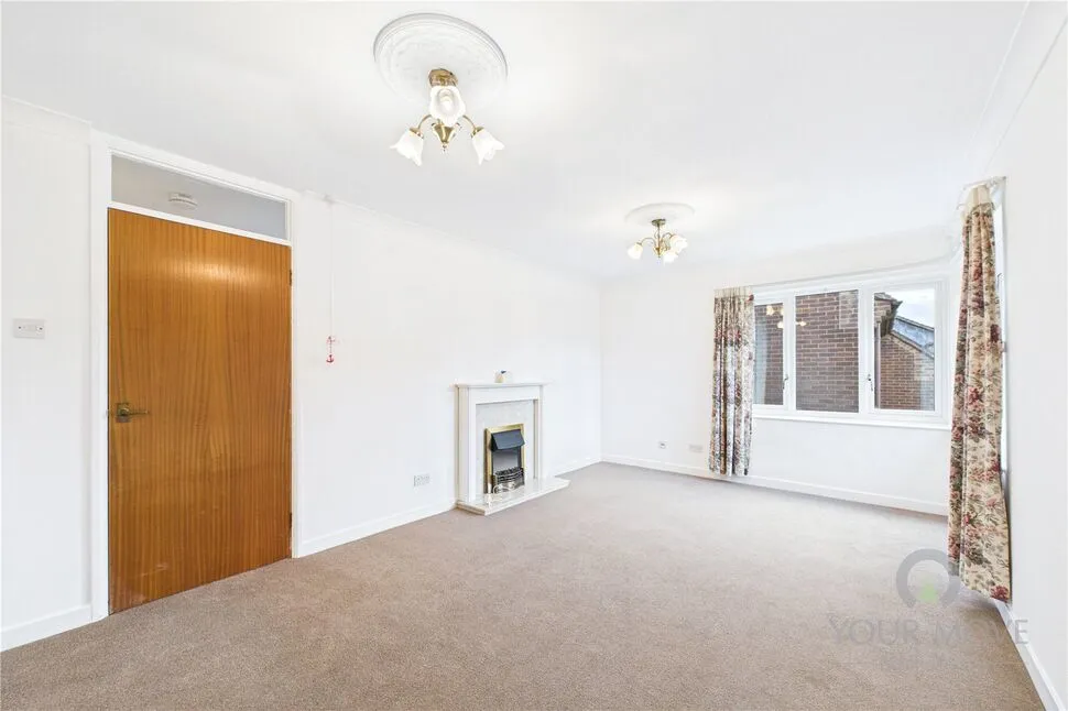 Pond Farm Close, Duston, NN5, photo 13