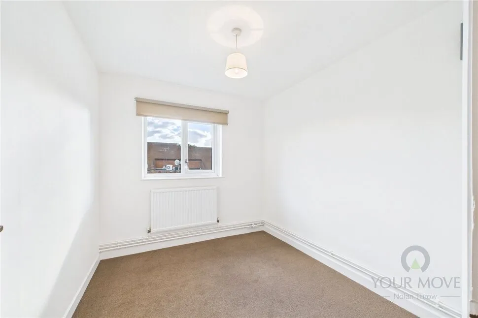 Pond Farm Close, Duston, NN5, photo 6