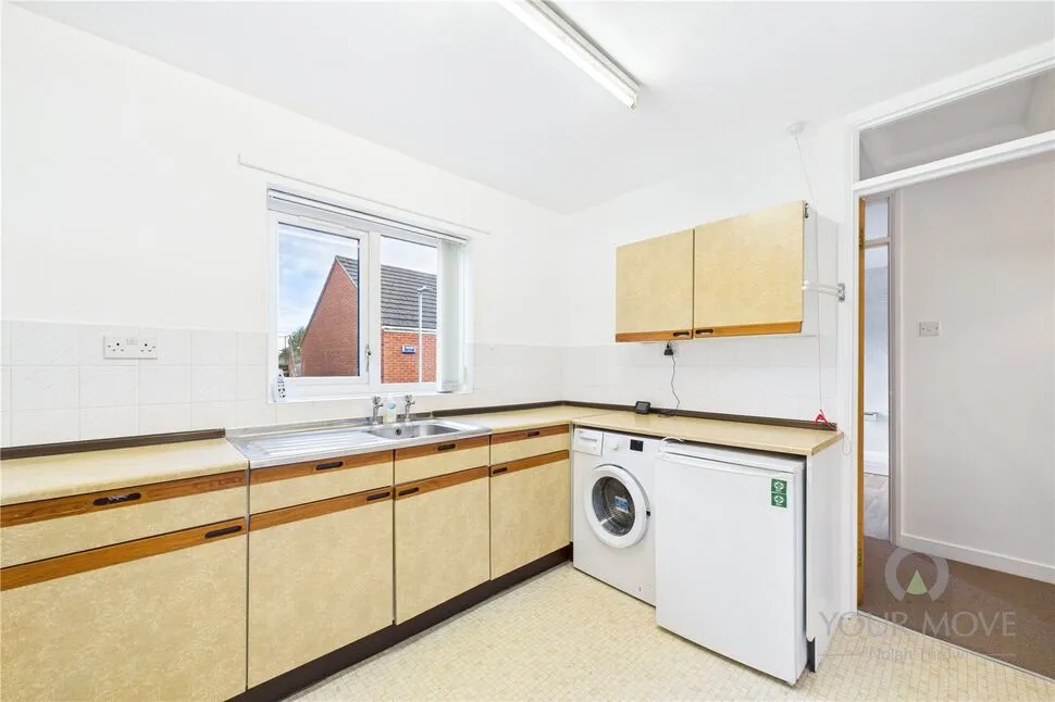 Pond Farm Close, Duston, NN5, photo 15