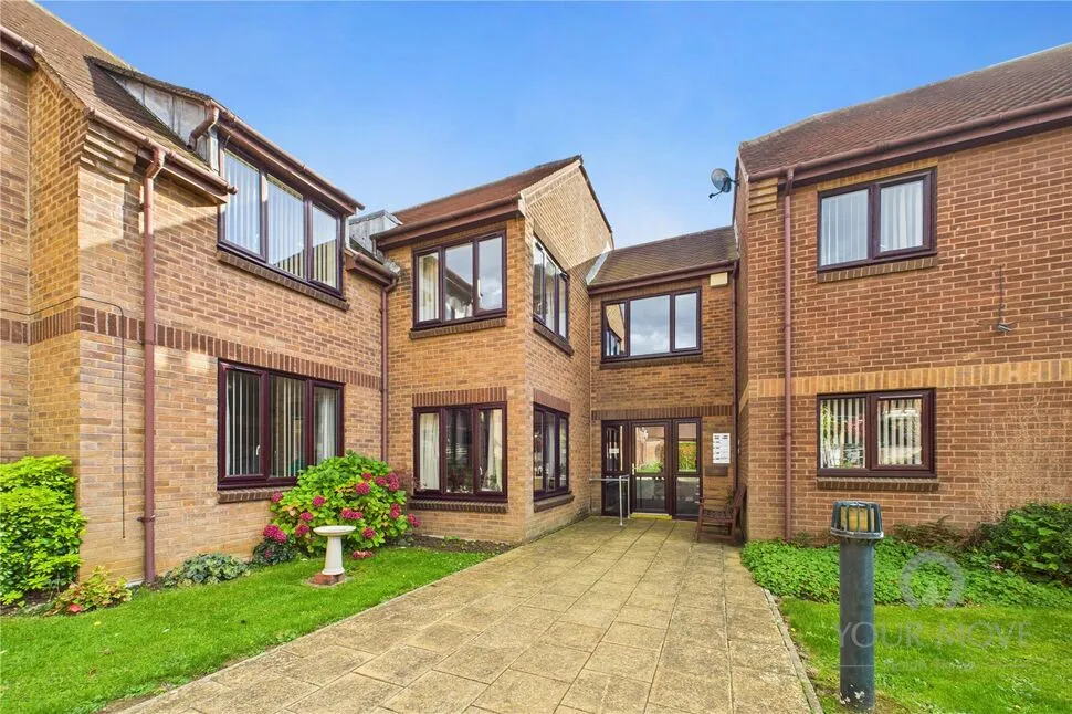 2 bed flat for sale, Pond Farm Close, Duston, NN5