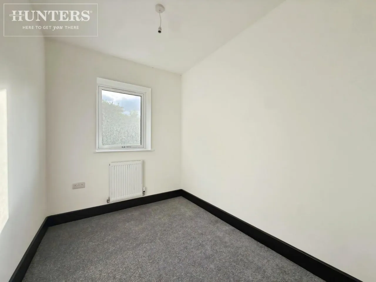 Fields End Road, Goldthorpe, S63, photo 10