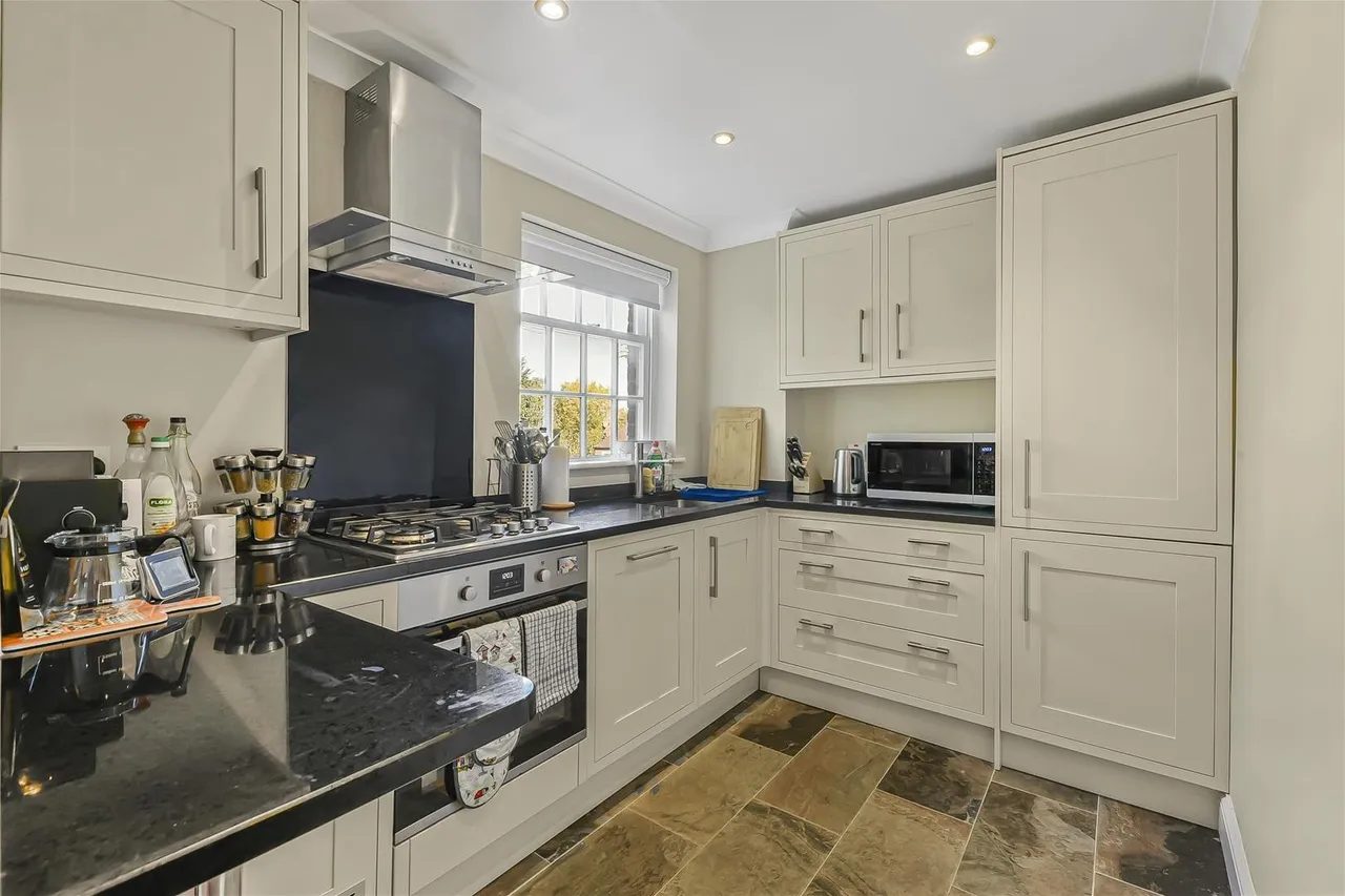 Belsize Lane, London, NW3, photo 4