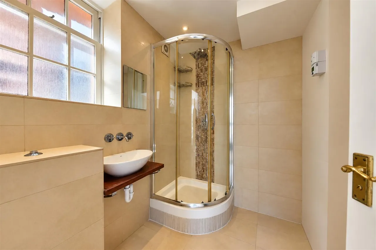 Belsize Lane, London, NW3, photo 10