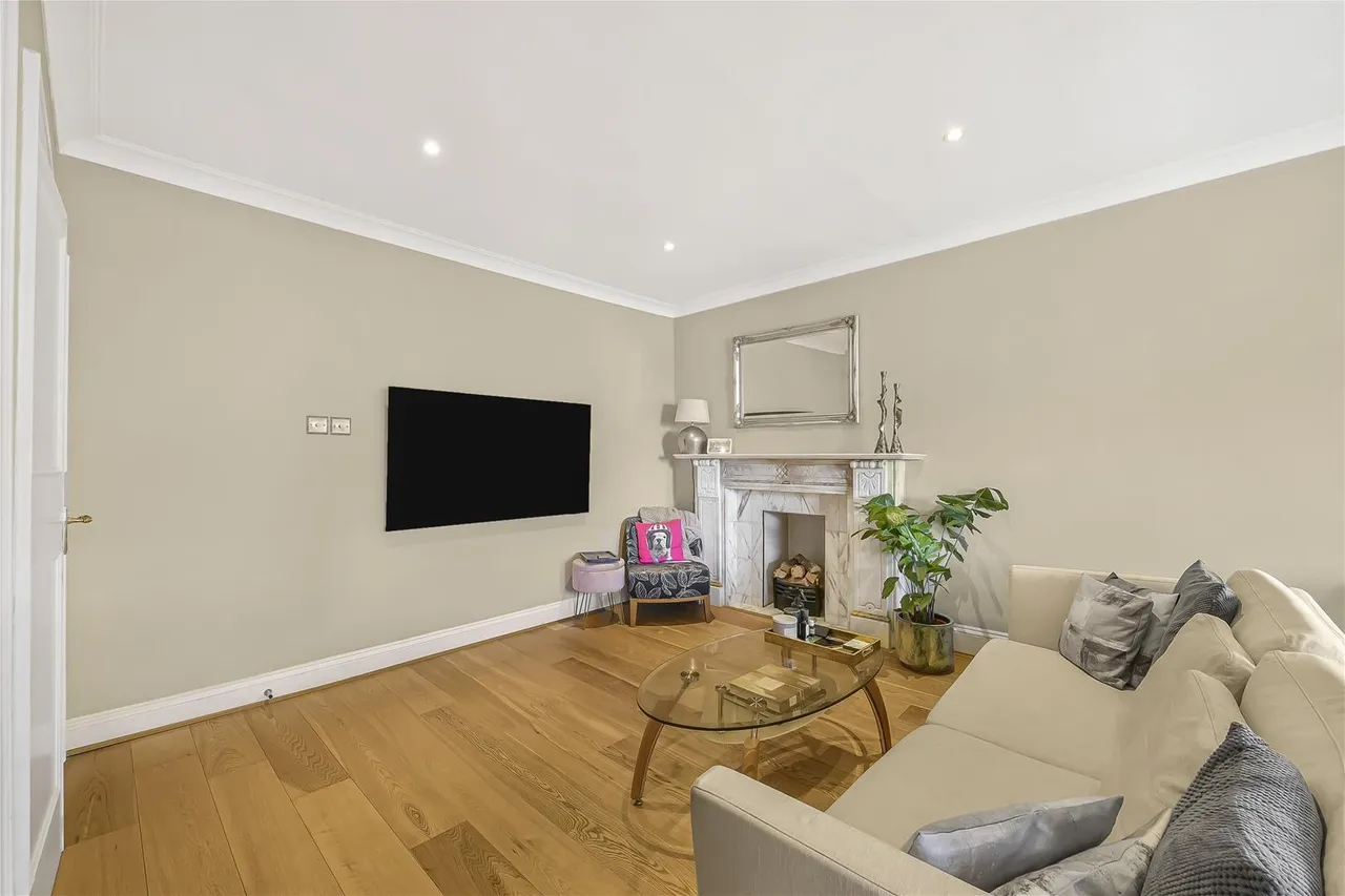 Belsize Lane, London, NW3, photo 14