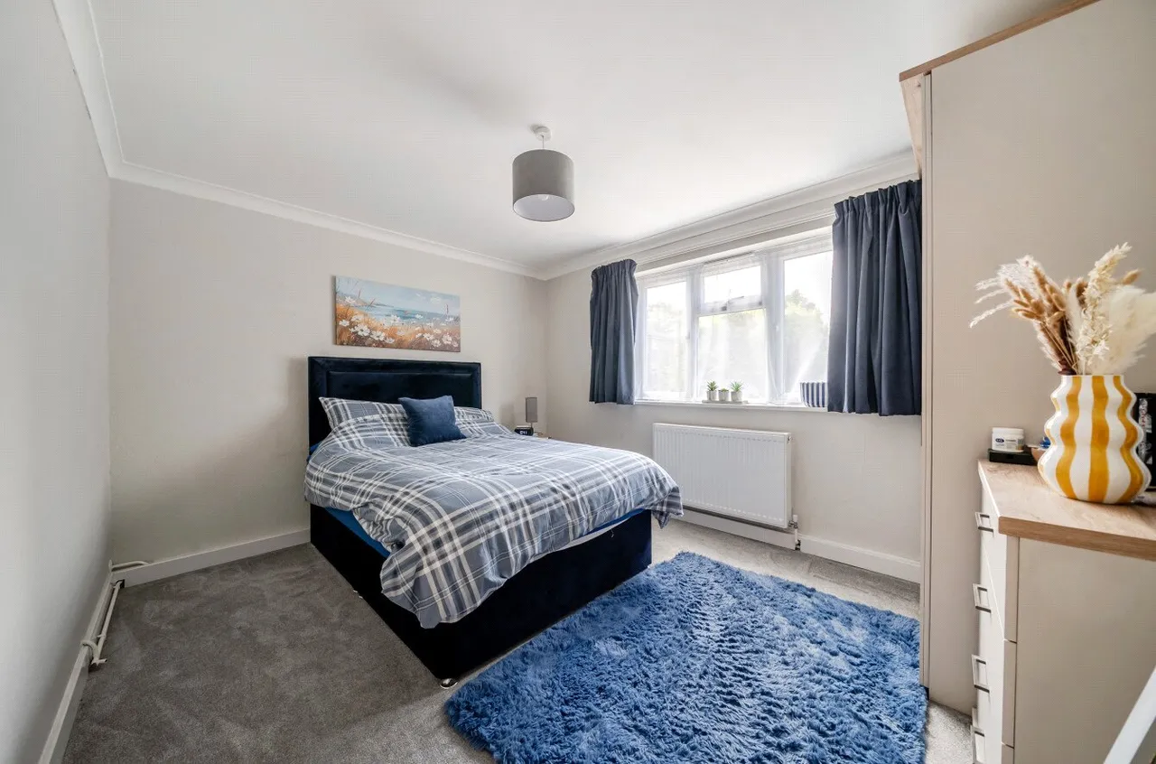 Elgin Gardens, Guildford, GU1, photo 4