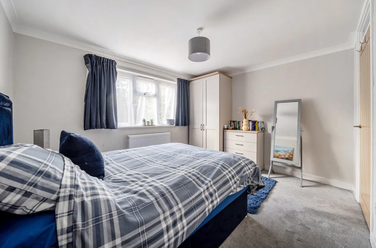 Elgin Gardens, Guildford, GU1, photo 5