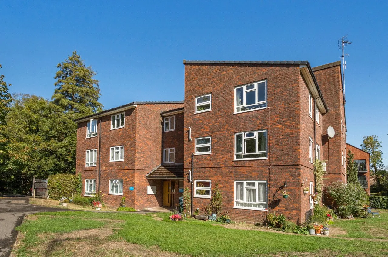 Elgin Gardens, Guildford, GU1, photo 17