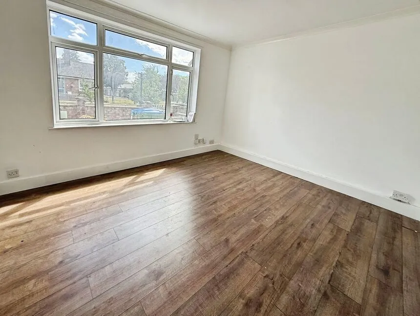Finchale Road, London, SE2, photo 2