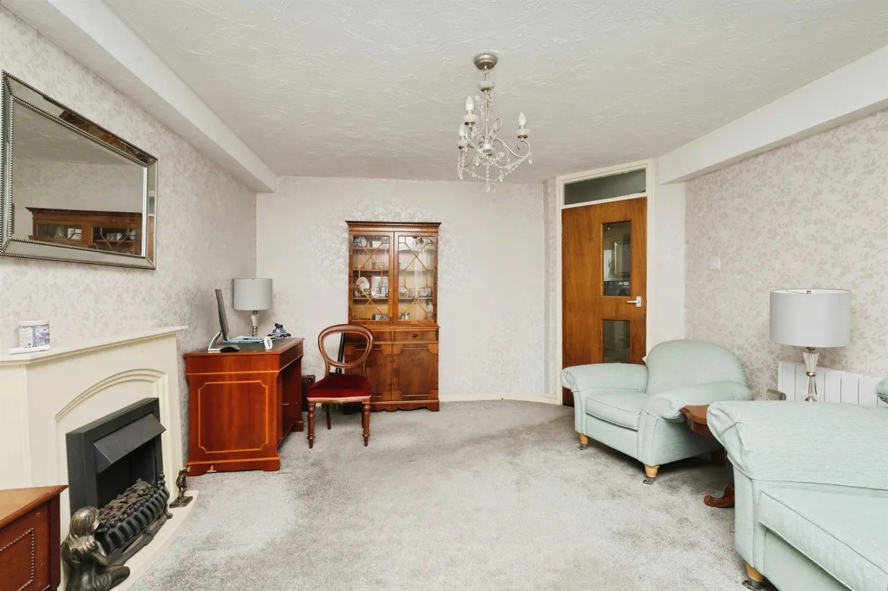 Hartington Place, Eastbourne, photo 3