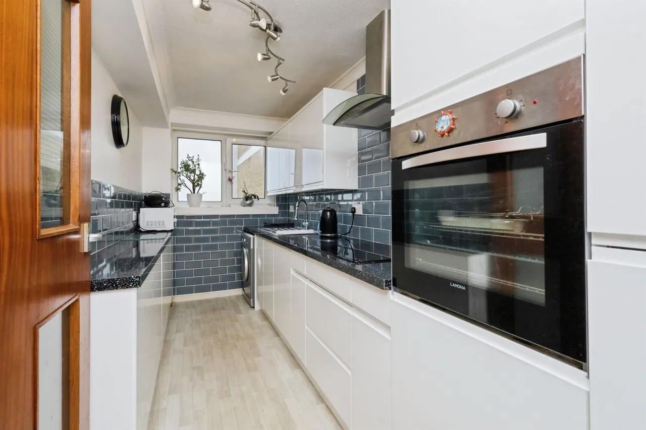 Hartington Place, Eastbourne, photo 4