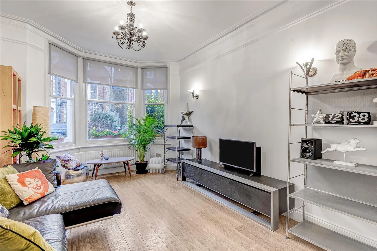 Elm Road, London, SW14, photo 2
