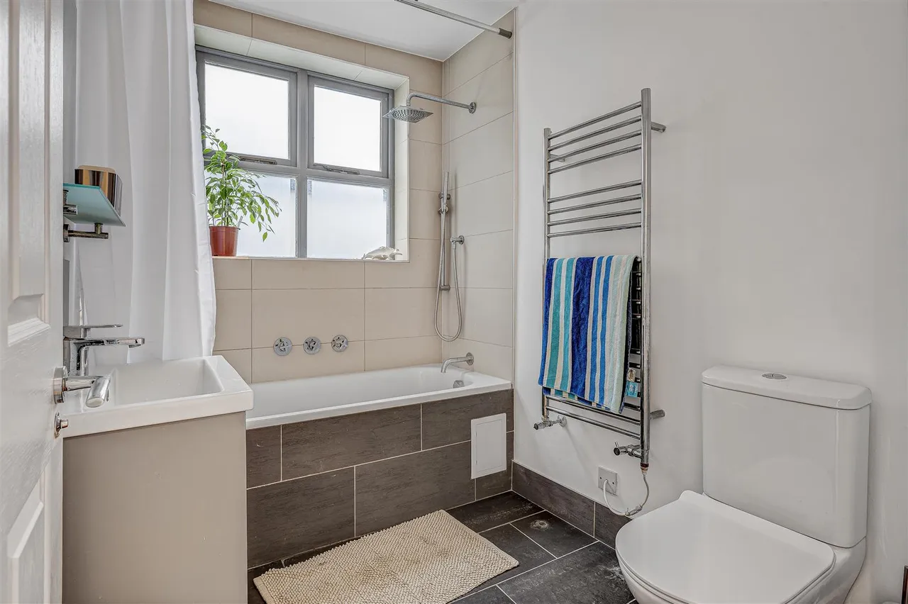 Elm Road, London, SW14, photo 5