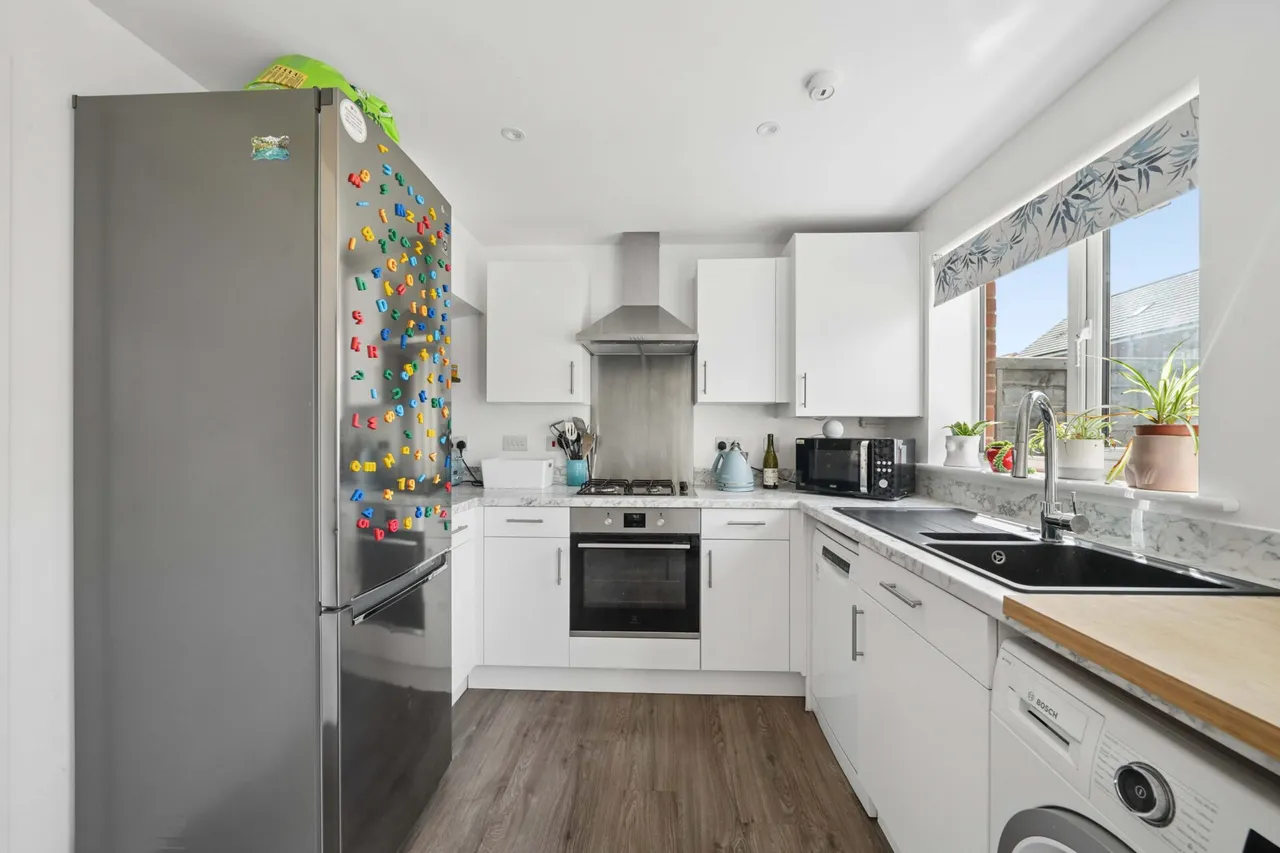 Olley Crescent, Witney, OX29, photo 2