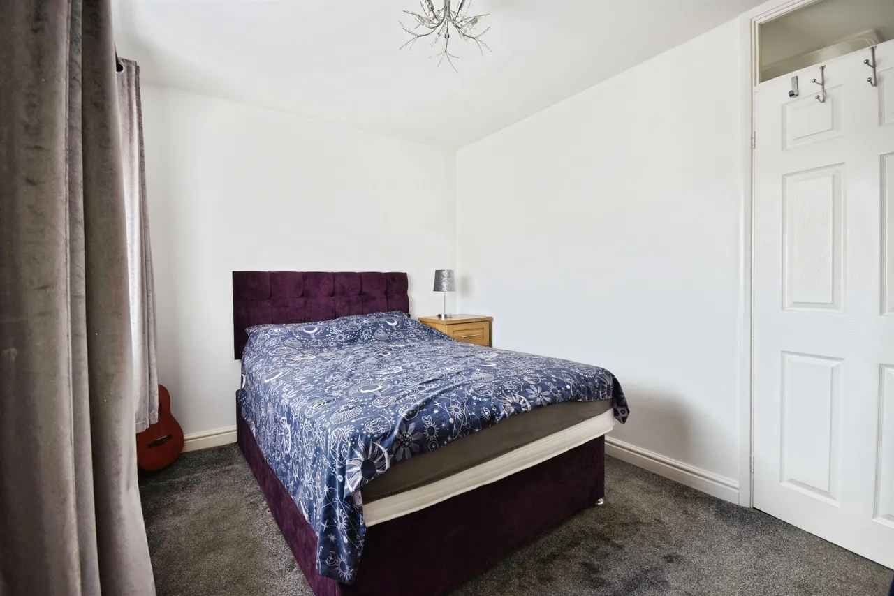 Allen Close, Tiverton, photo 3