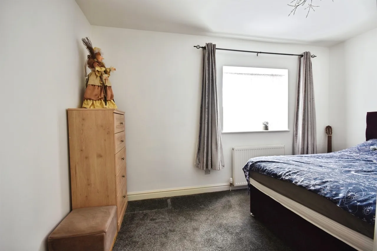 Allen Close, Tiverton, photo 6