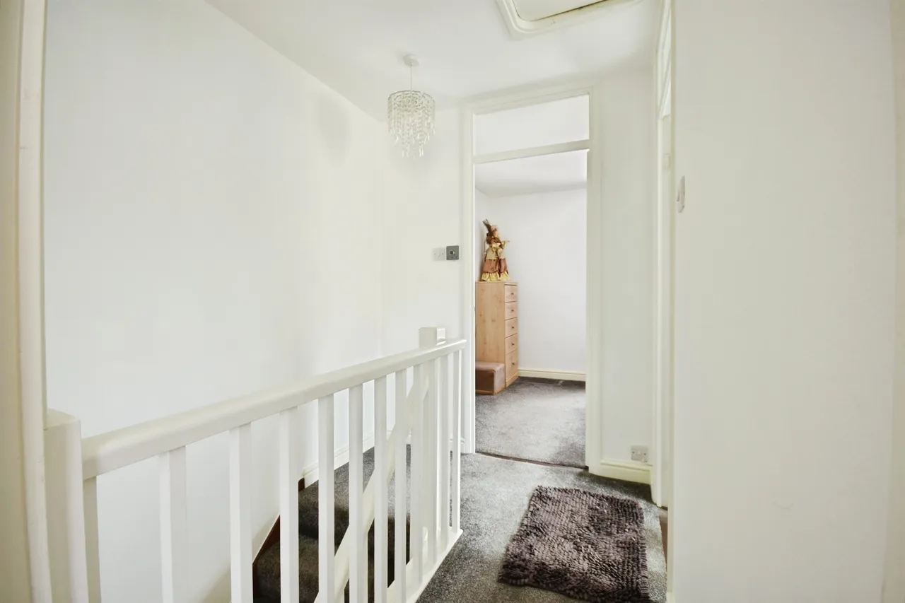 Allen Close, Tiverton, photo 7