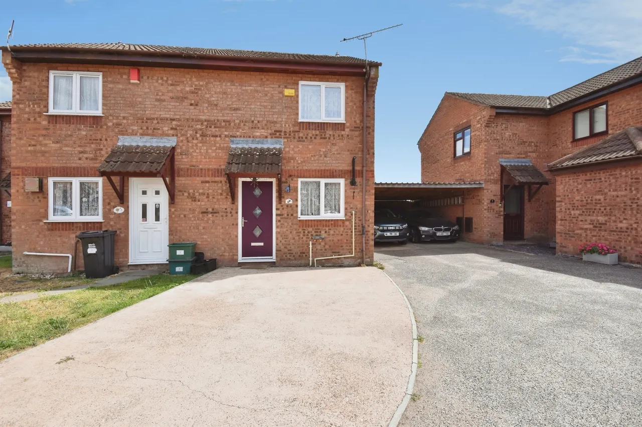 2 bed house for sale — Allen Close, Tiverton