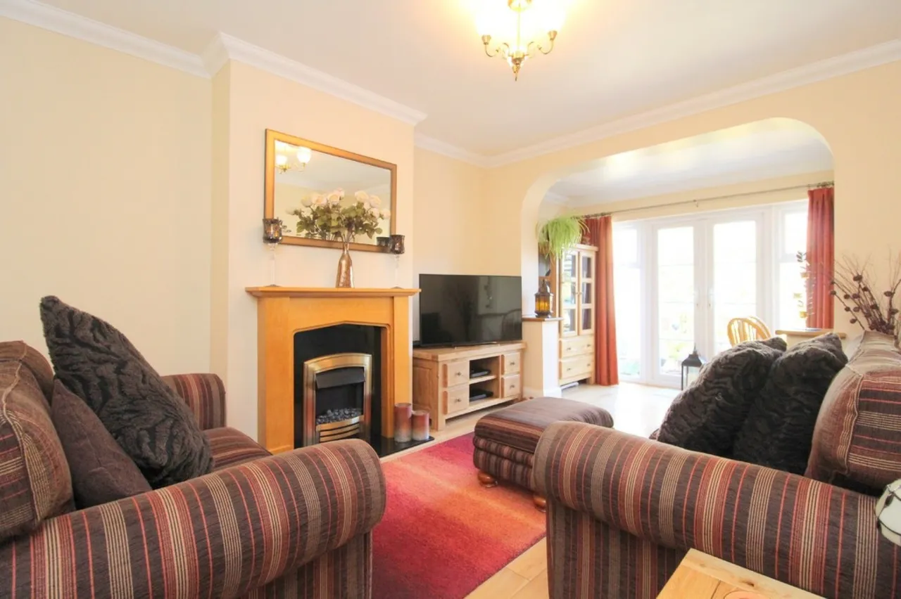 Stanwell Road, Ashford, photo 3