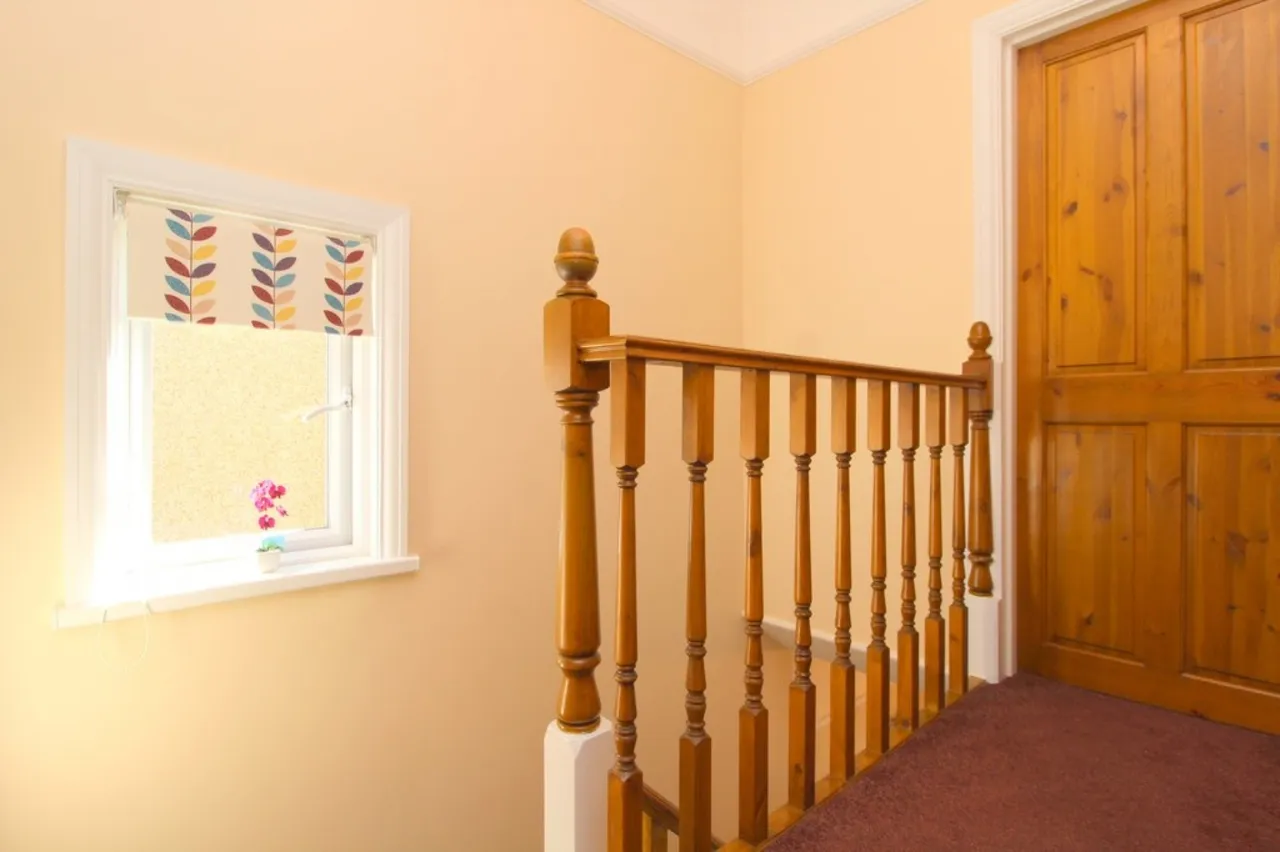 Stanwell Road, Ashford, photo 11