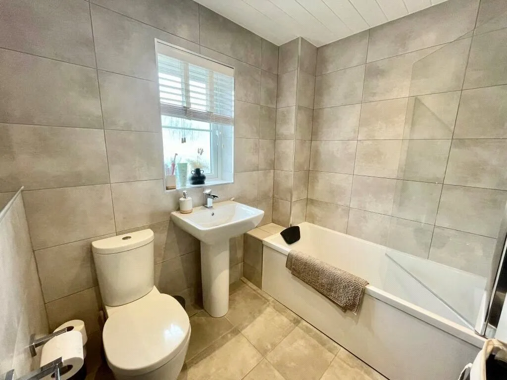 Fairfield Park, Monkton, Prestwick, South Ayrshire, KA9, photo 6