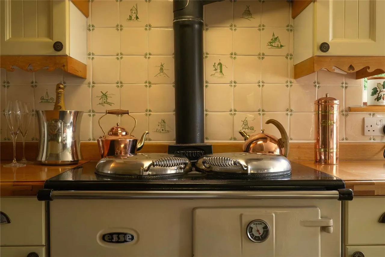 Byes Lane, Silchester, Hampshire, RG7 2QB, photo 9