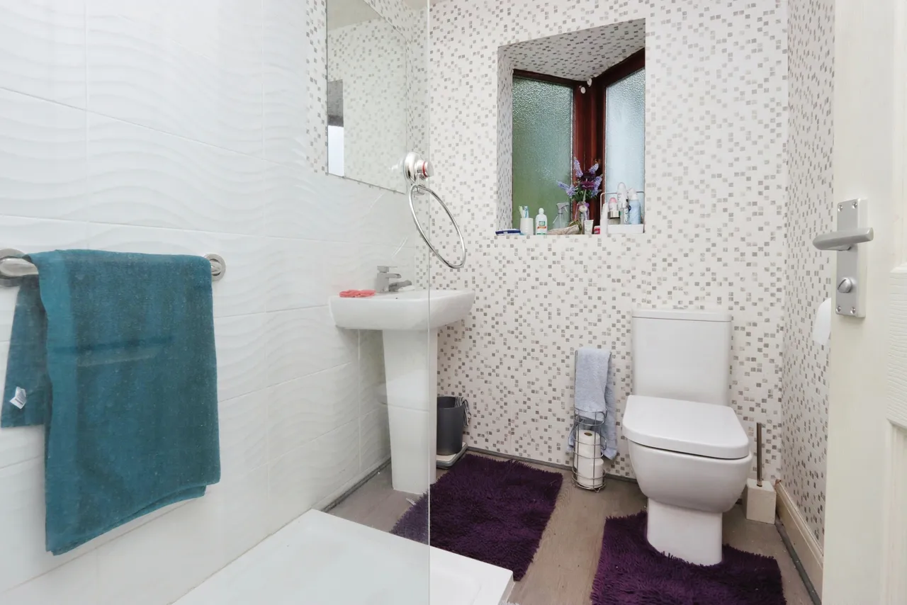 Alnwick Road, Sheffield, South Yorkshire, S12, photo 7