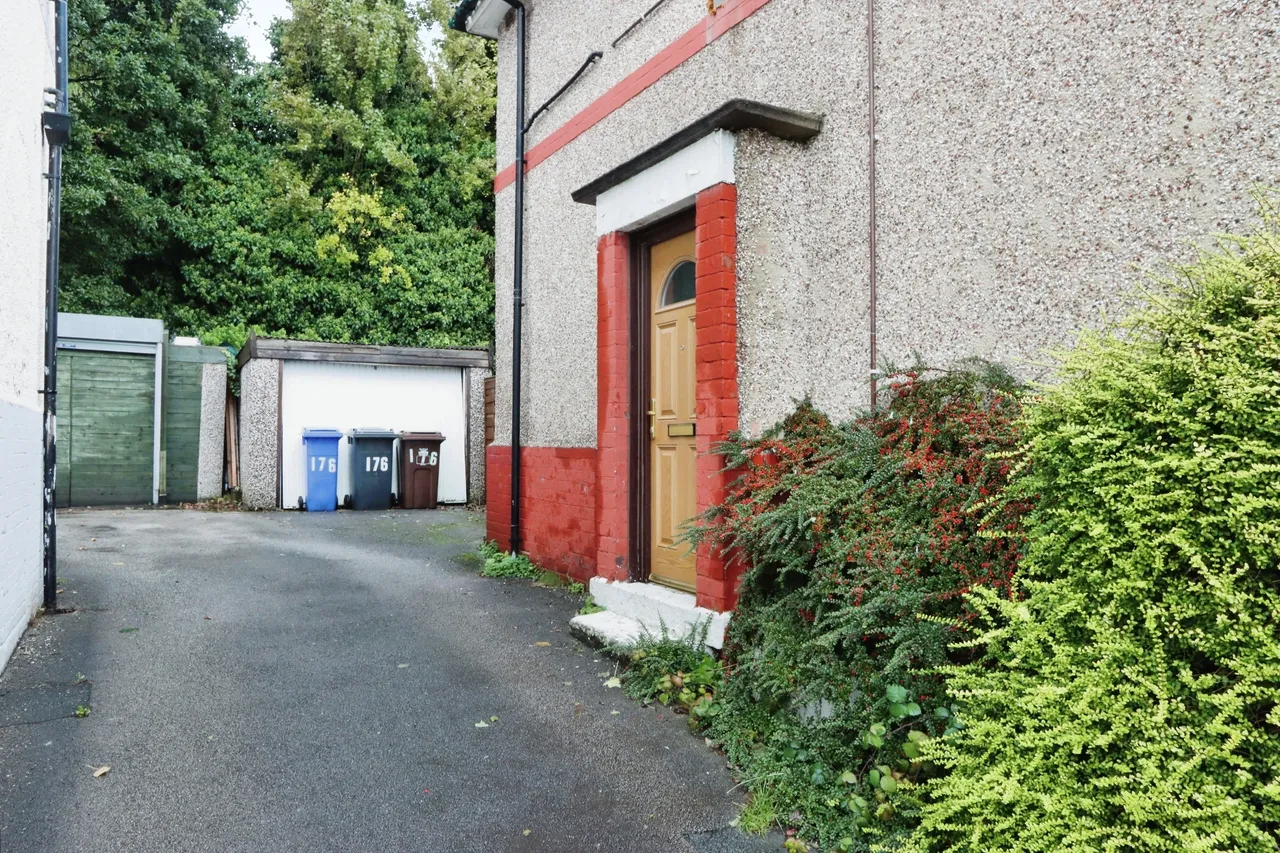 Alnwick Road, Sheffield, South Yorkshire, S12, photo 8