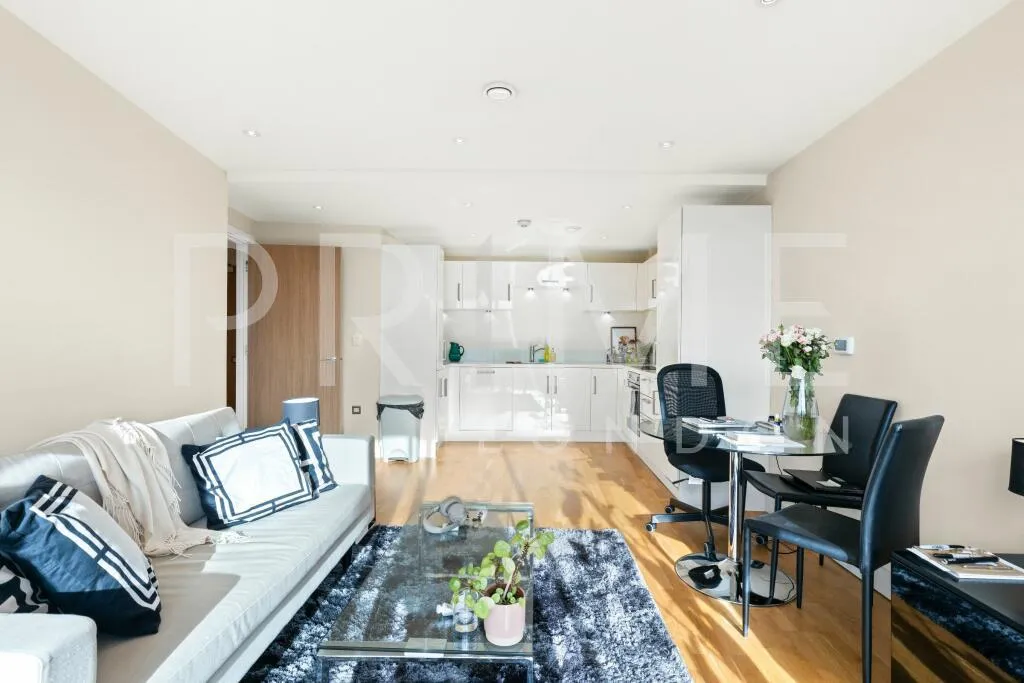 1 bed flat for sale, Maltby Street, London Bridge, SE1
