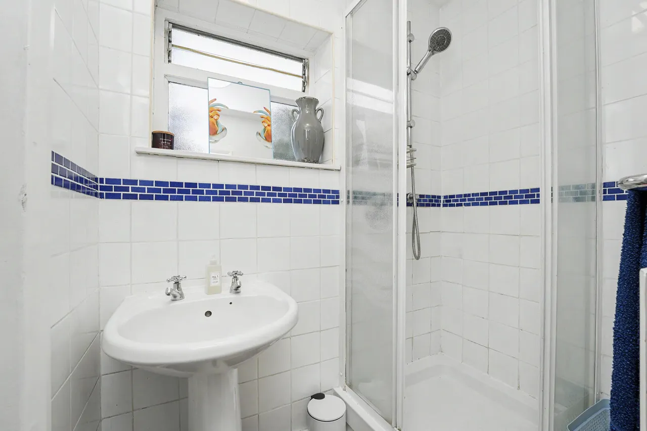 Lincoln Road, Enfield, EN1, photo 12