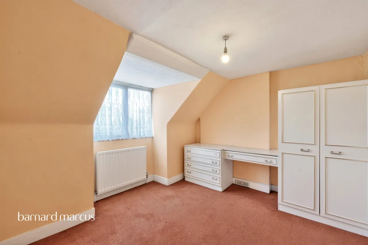 Hanworth Road, Feltham, TW13, photo 20