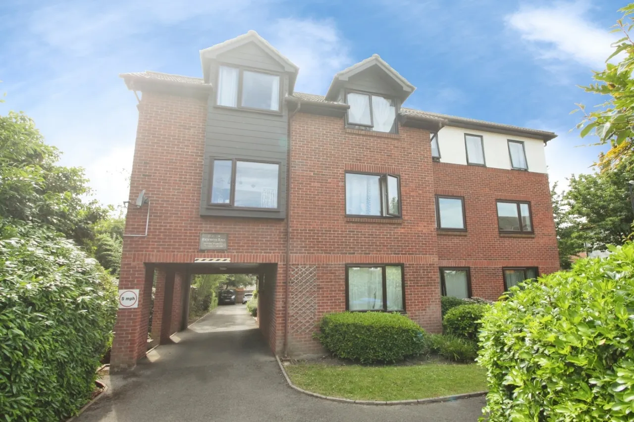 2 bed flat for sale — Grosvenor Road, Southampton