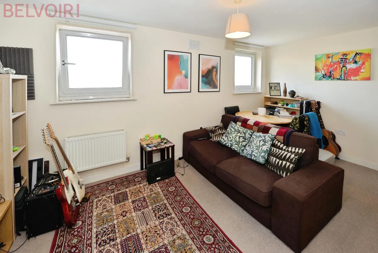 Alexander Square, Eastleigh, SO50, photo 5