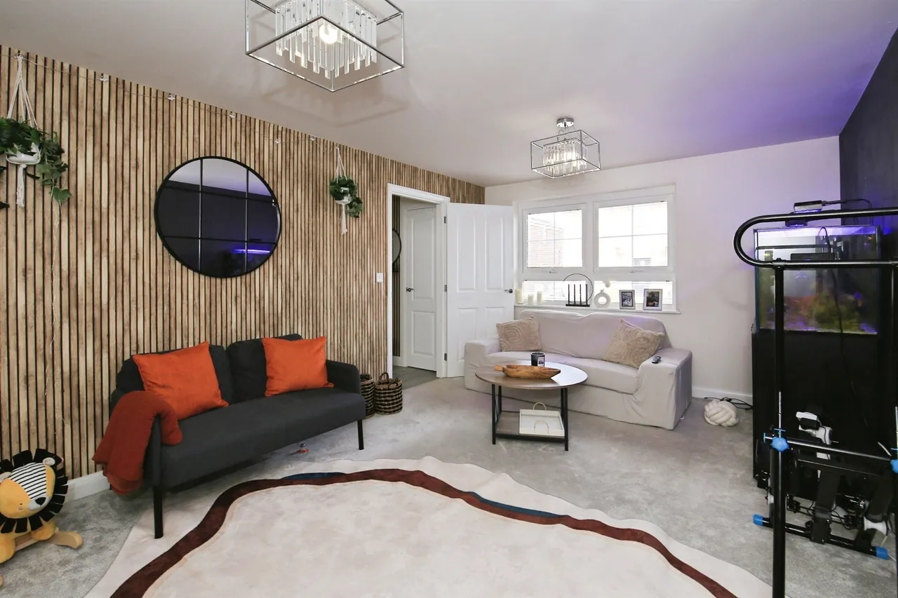 Almond Avenue, Whittlesey, PE7, photo 8
