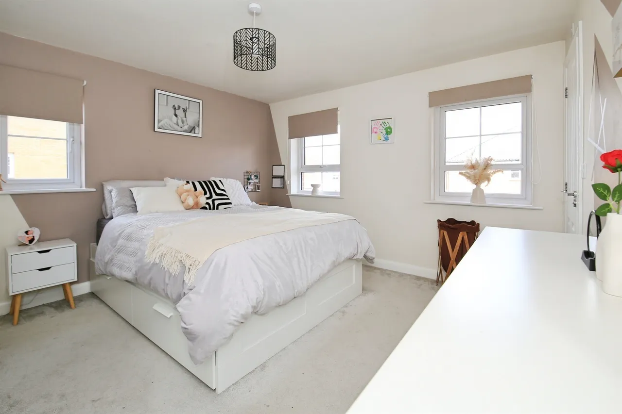 Almond Avenue, Whittlesey, PE7, photo 11