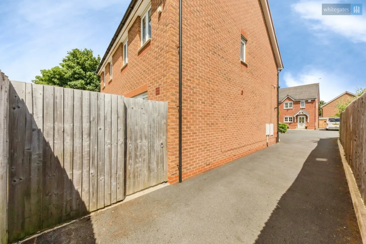 Dairyfields Road, Willaston, CW5, photo 16