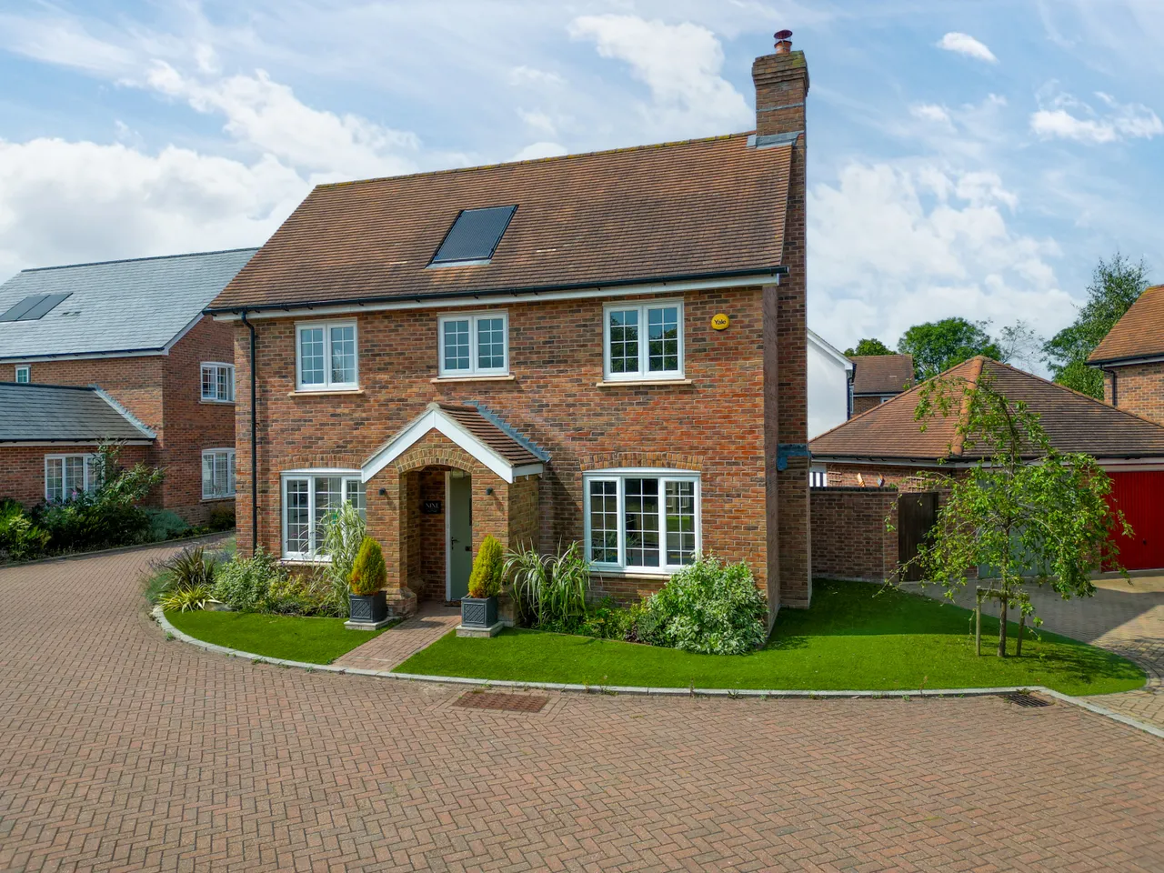 4 bed property for sale — Williamson Way, Pitstone