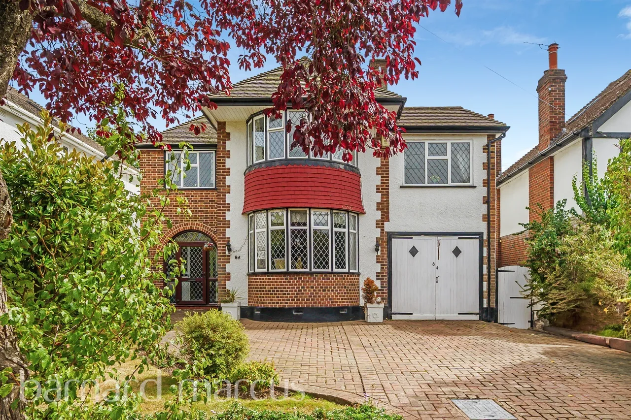 5 bed house for sale — Arundel Avenue, Epsom