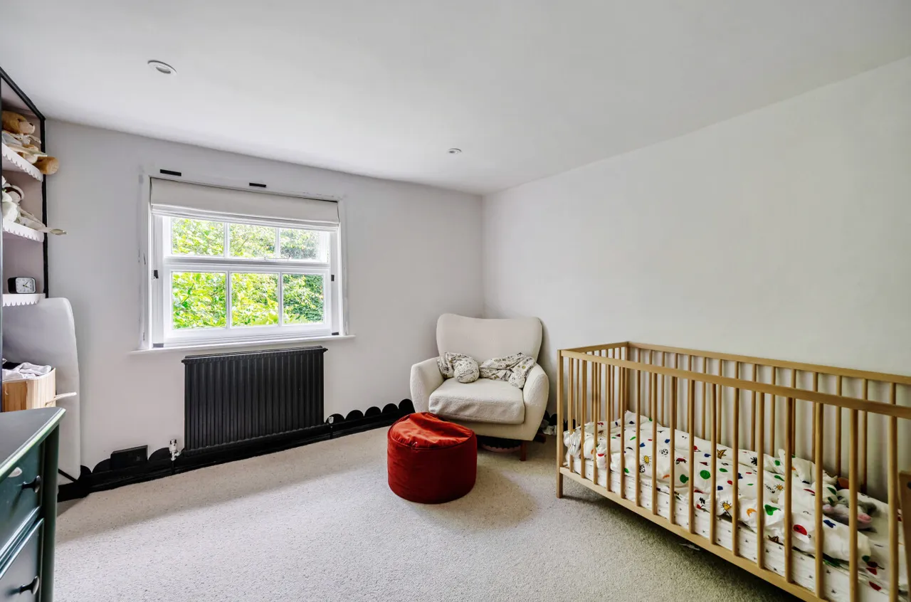 The Borough, Crondall, Farnham, Hampshire, GU10 5NU, photo 21