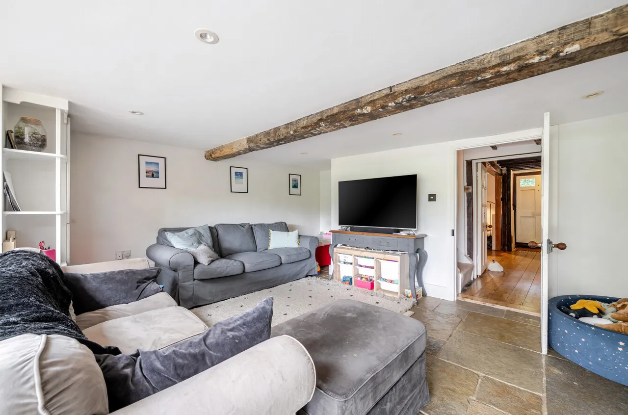 The Borough, Crondall, Farnham, Hampshire, GU10 5NU, photo 16