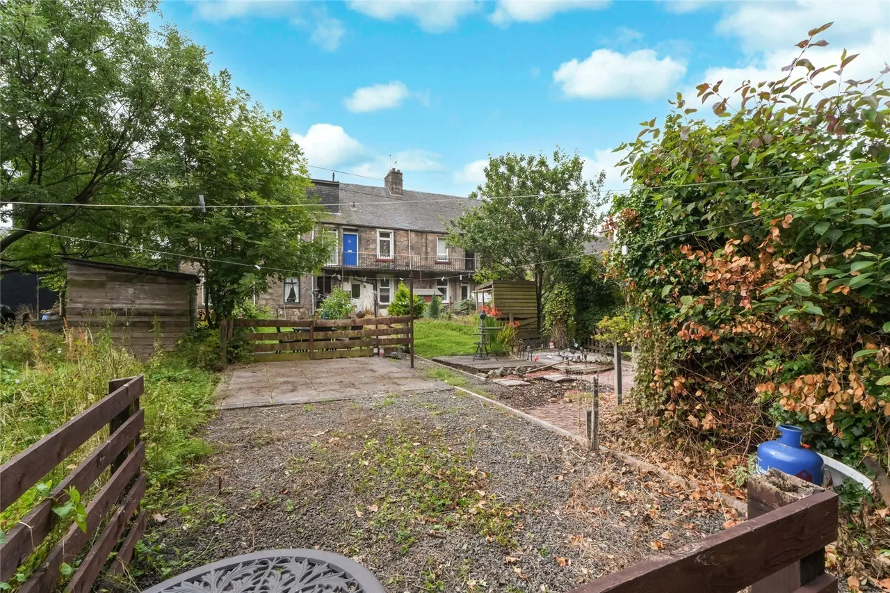 Main Street West, Menstrie, Clackmannanshire, FK11, photo 15