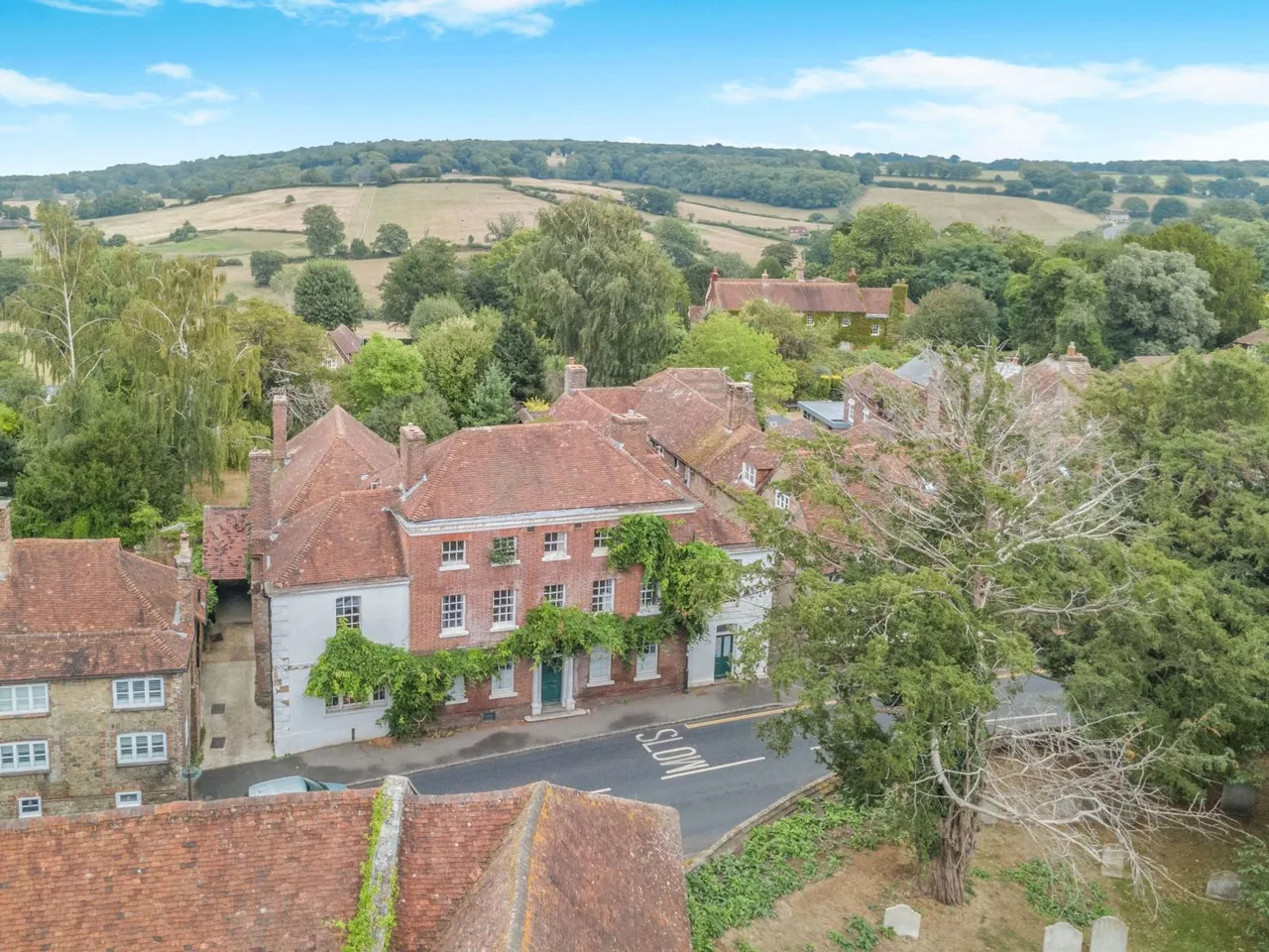 7 bed house for sale, North Street, Petworth, GU28