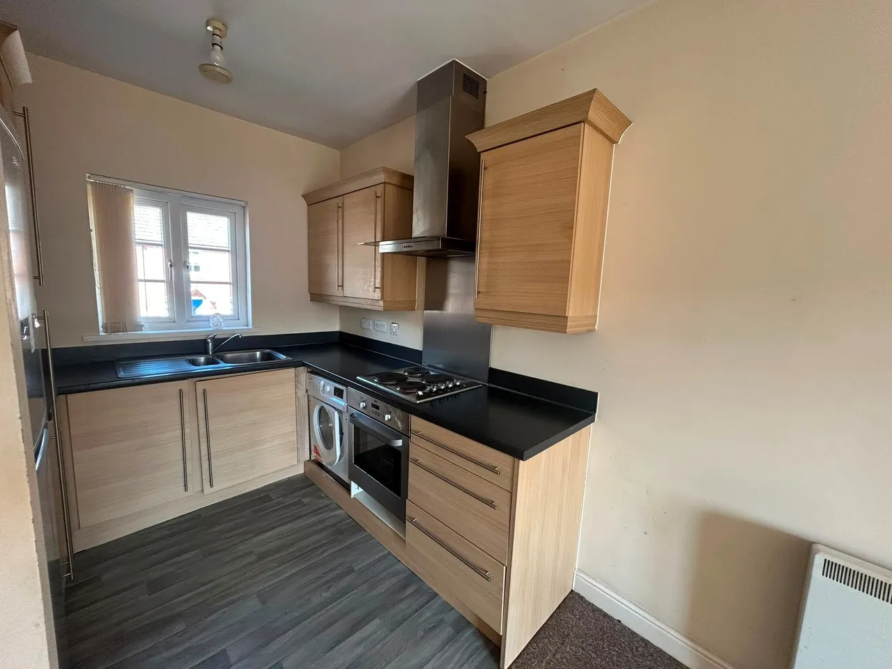 Heron Drive, Hengoed, CF82, photo 3