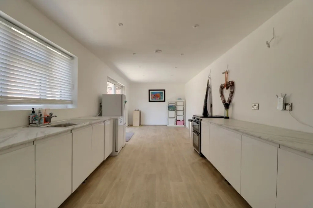 Bourne Road, Colsterworth, NG33, photo 6