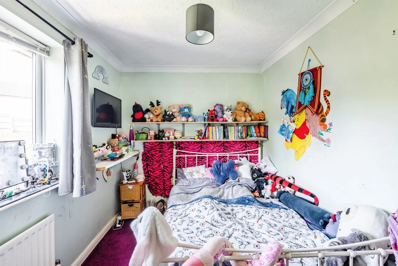 Trossachs Close, Eastbourne, BN23, photo 15