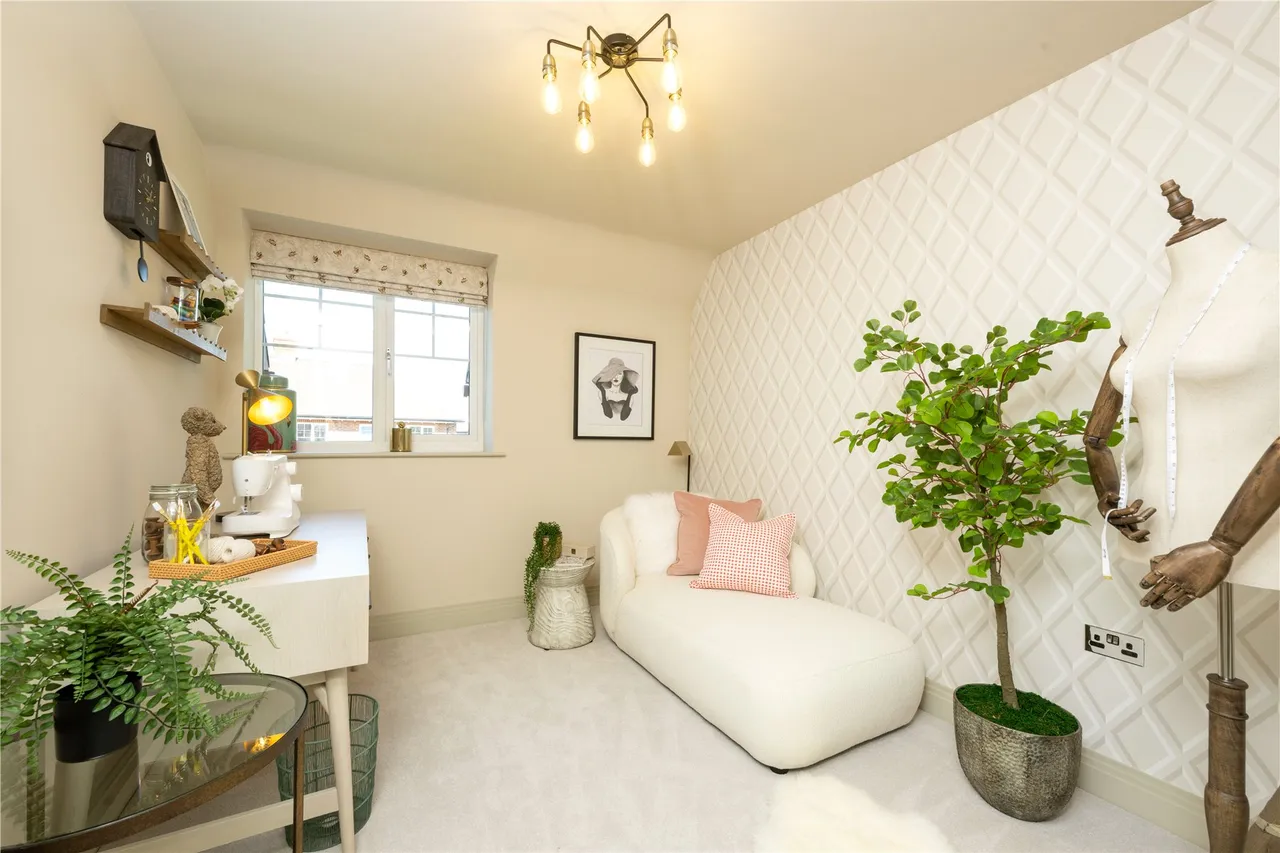 High Street, Ripley, GU23, photo 11